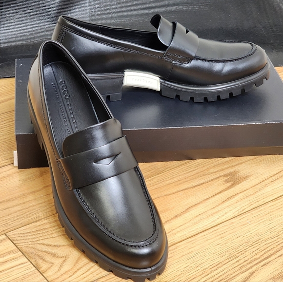 Ecco Shoes - Ecco ModTray Women's Black Leather Penny Loafer Size 41EU/10-10.5US